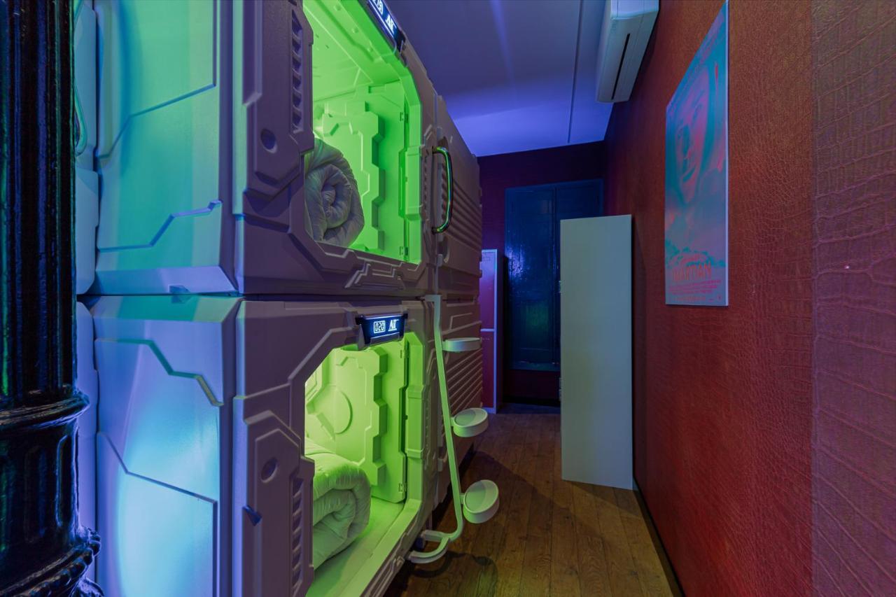 Art Seven Hostel Capsules 马德里 外观 照片