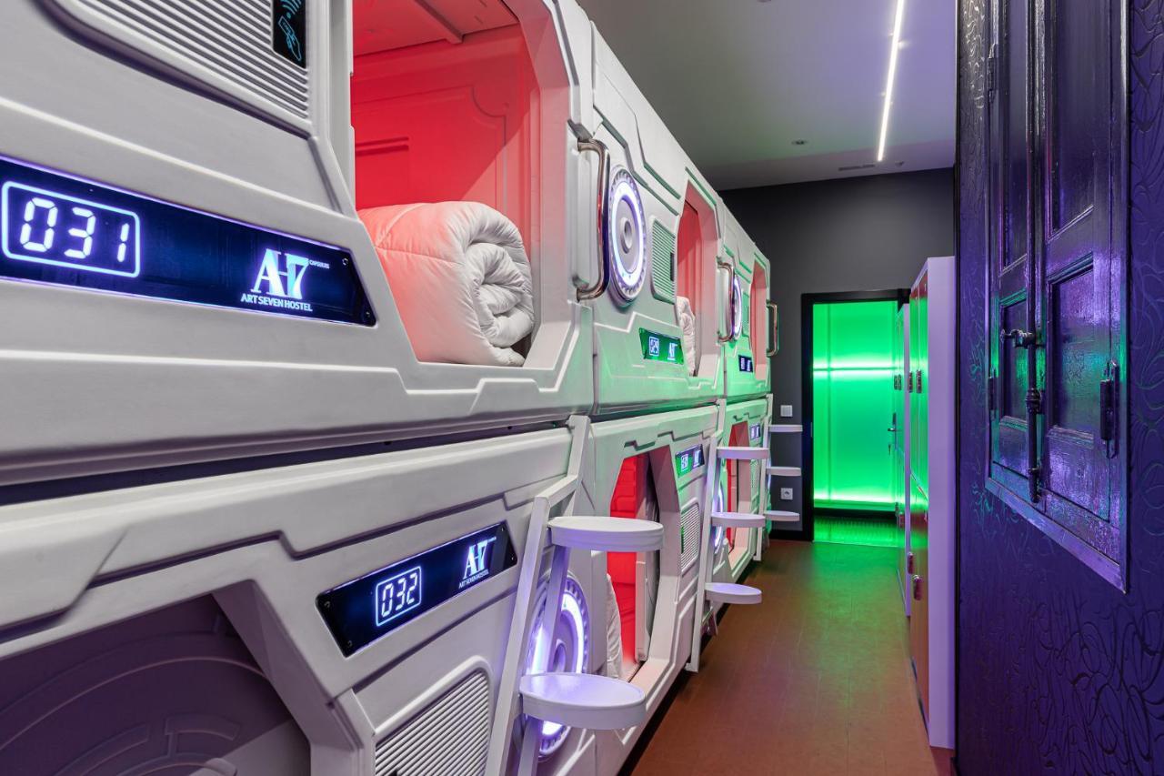 Art Seven Hostel Capsules 马德里 外观 照片