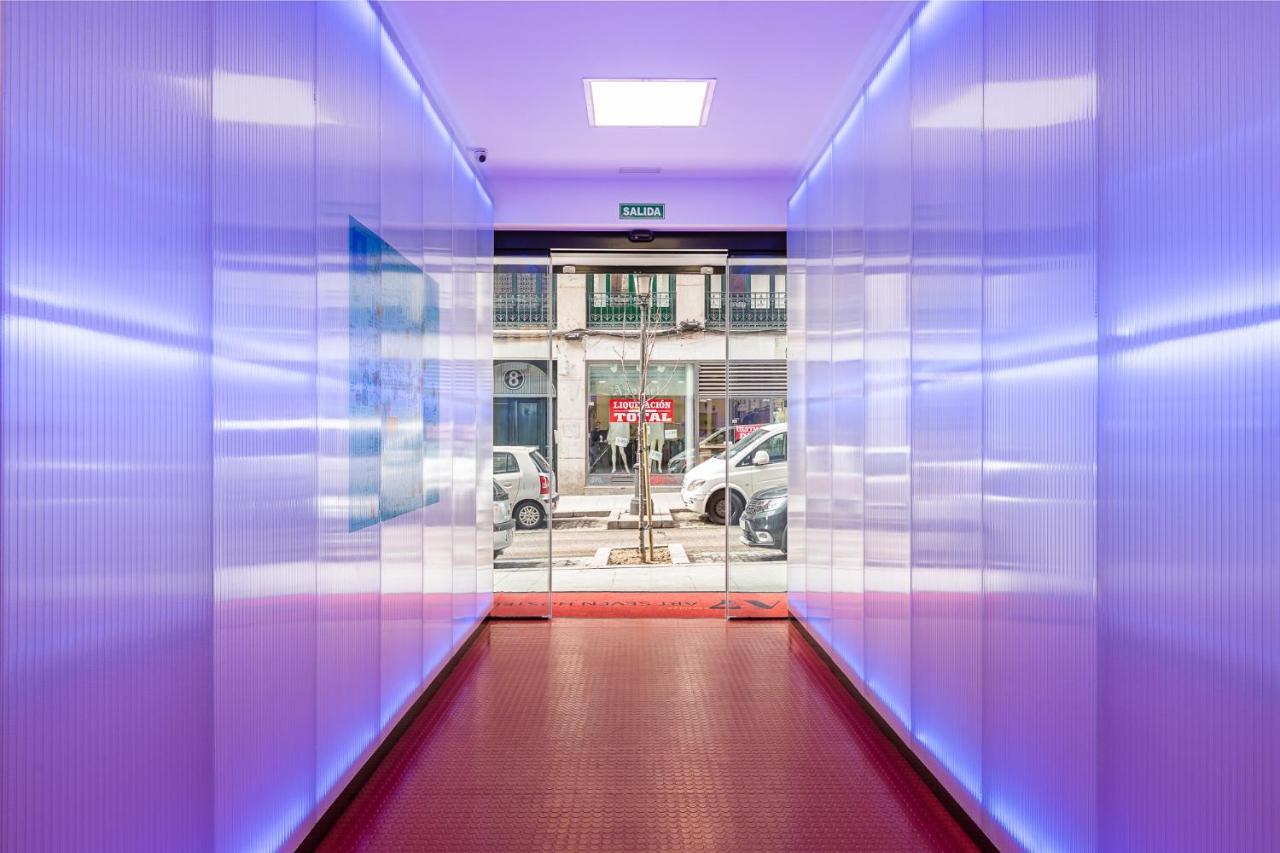 Art Seven Hostel Capsules 马德里 外观 照片