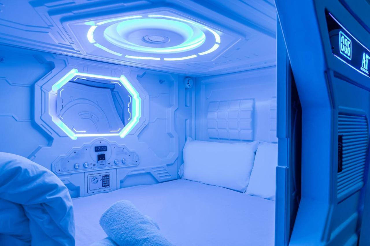 Art Seven Hostel Capsules 马德里 外观 照片