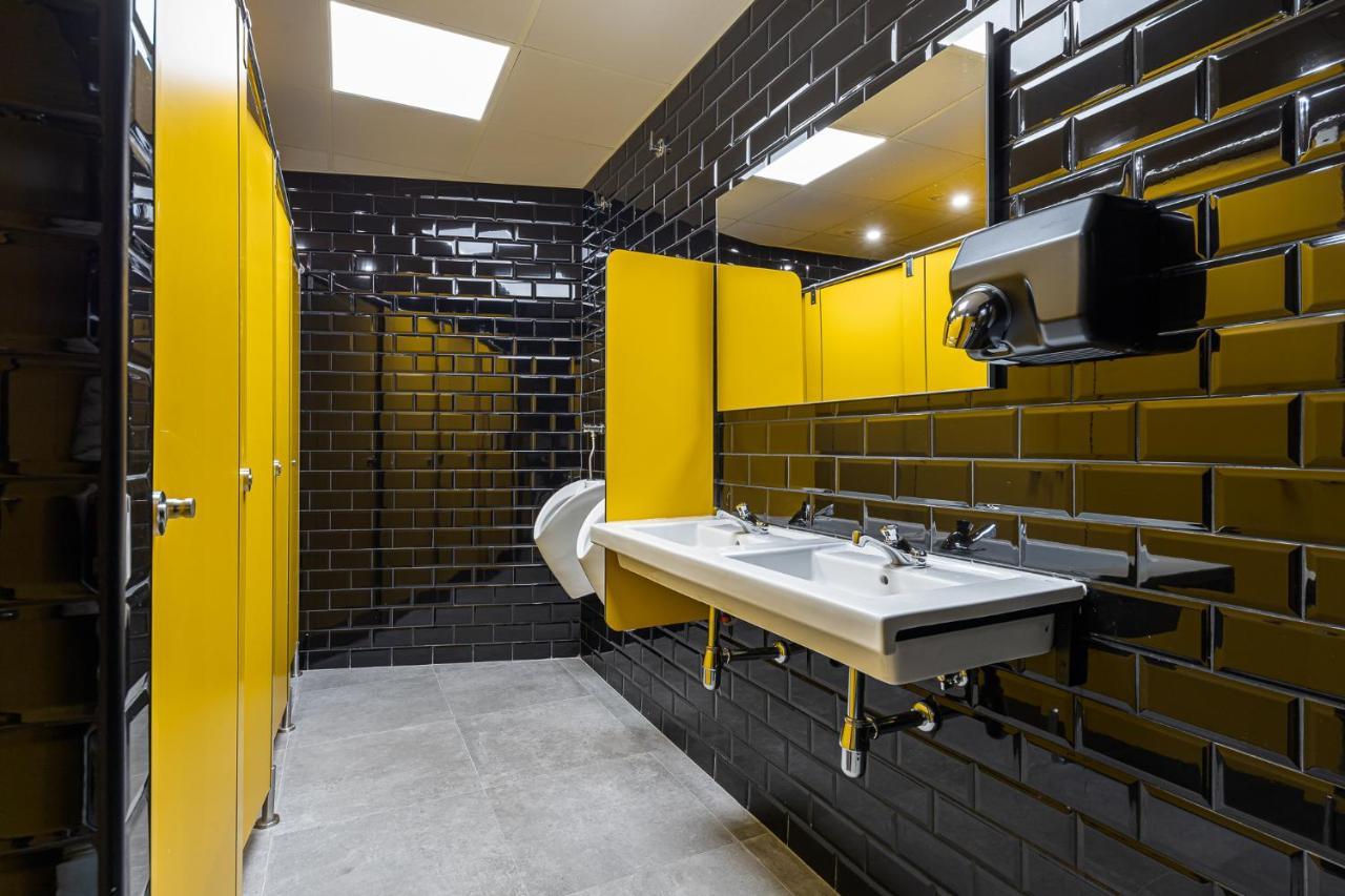 Art Seven Hostel Capsules 马德里 外观 照片