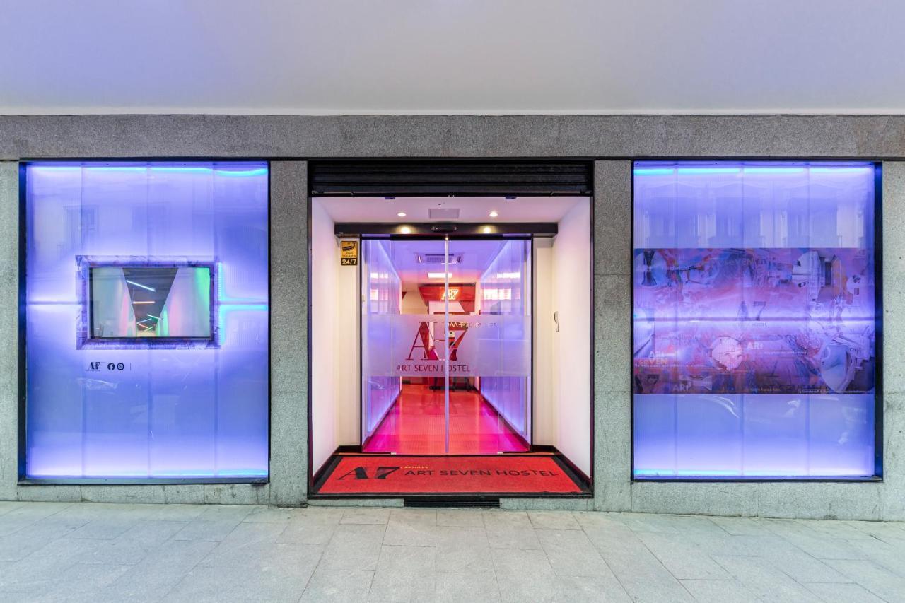 Art Seven Hostel Capsules 马德里 外观 照片